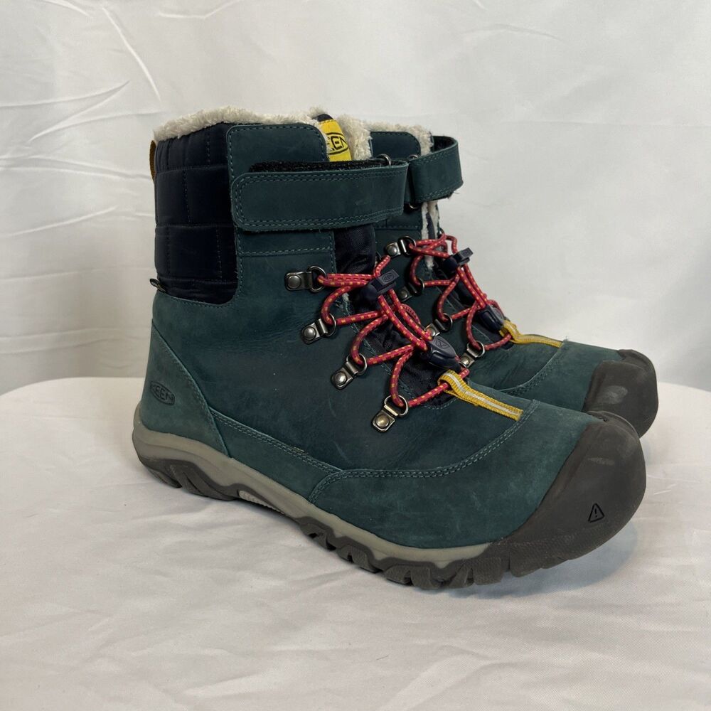 Keen’s Kanibou Waterproof Winter Boot Big Kids Youth or Womens Size 37 EU/US 5.0